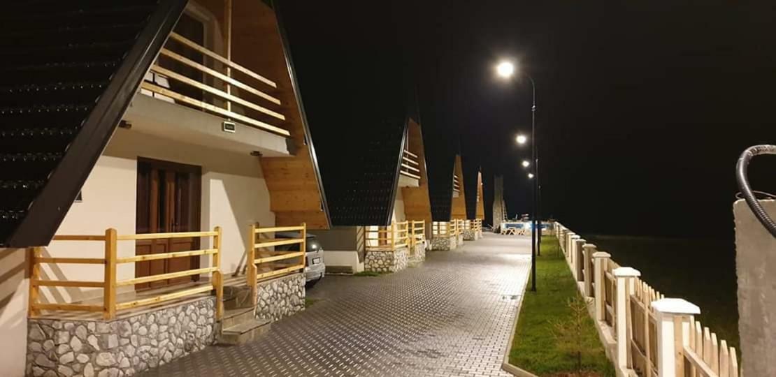Апарт отель Bujtinat E Lugines Валбона Экстерьер фото